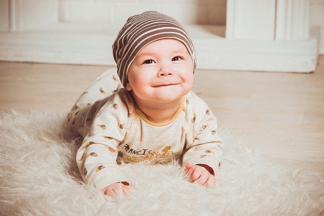 测试这个名字怎么样 龙年出生的男宝宝取名最佳用字 李金筠